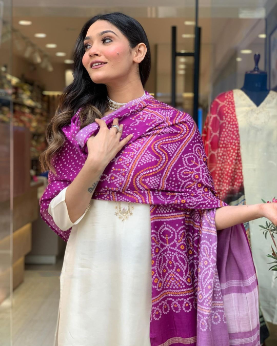 Embroidary Print Kurti With Pant and Beautiful Printed Dupatta