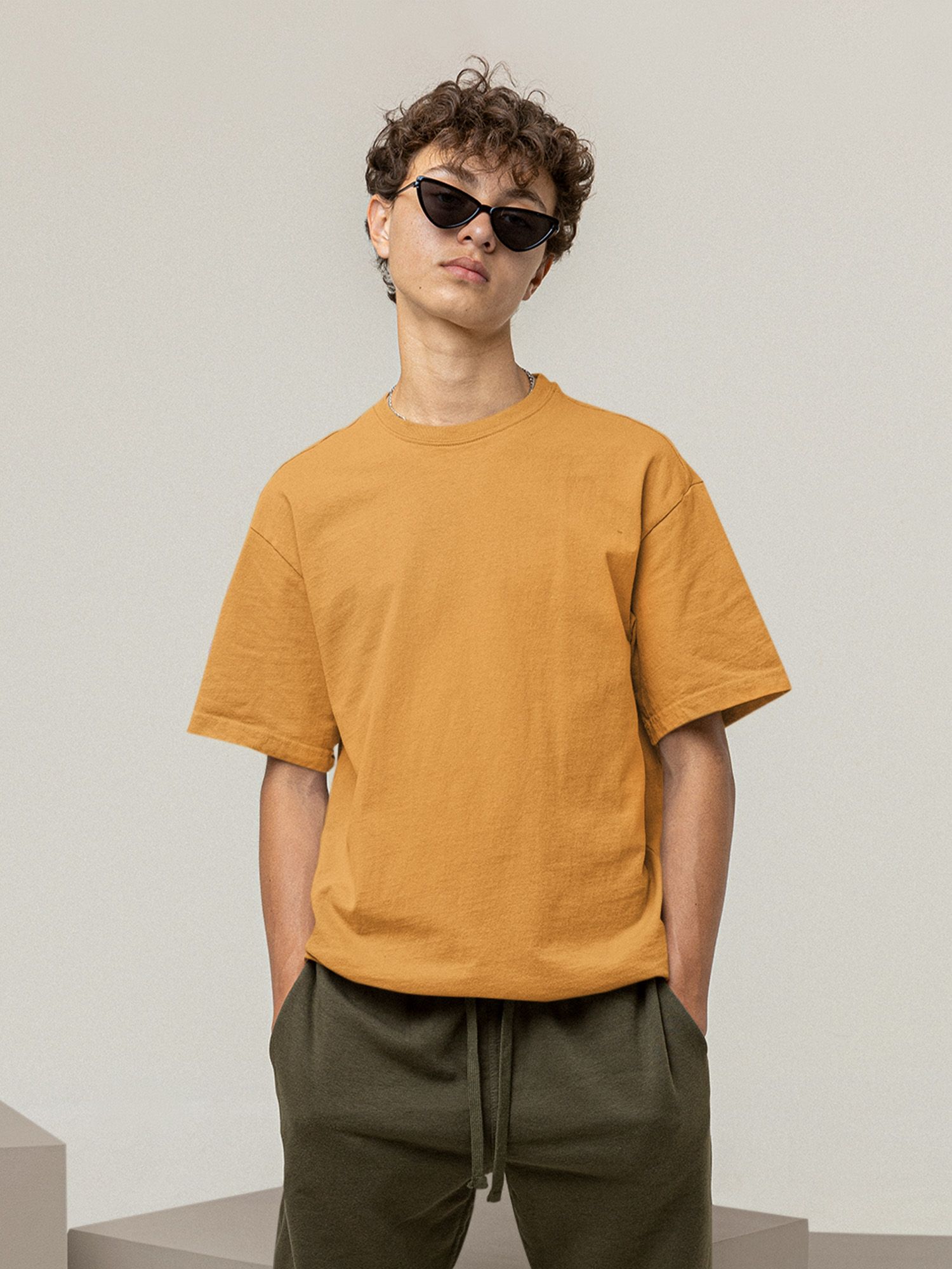 Oversized Classicย Tee